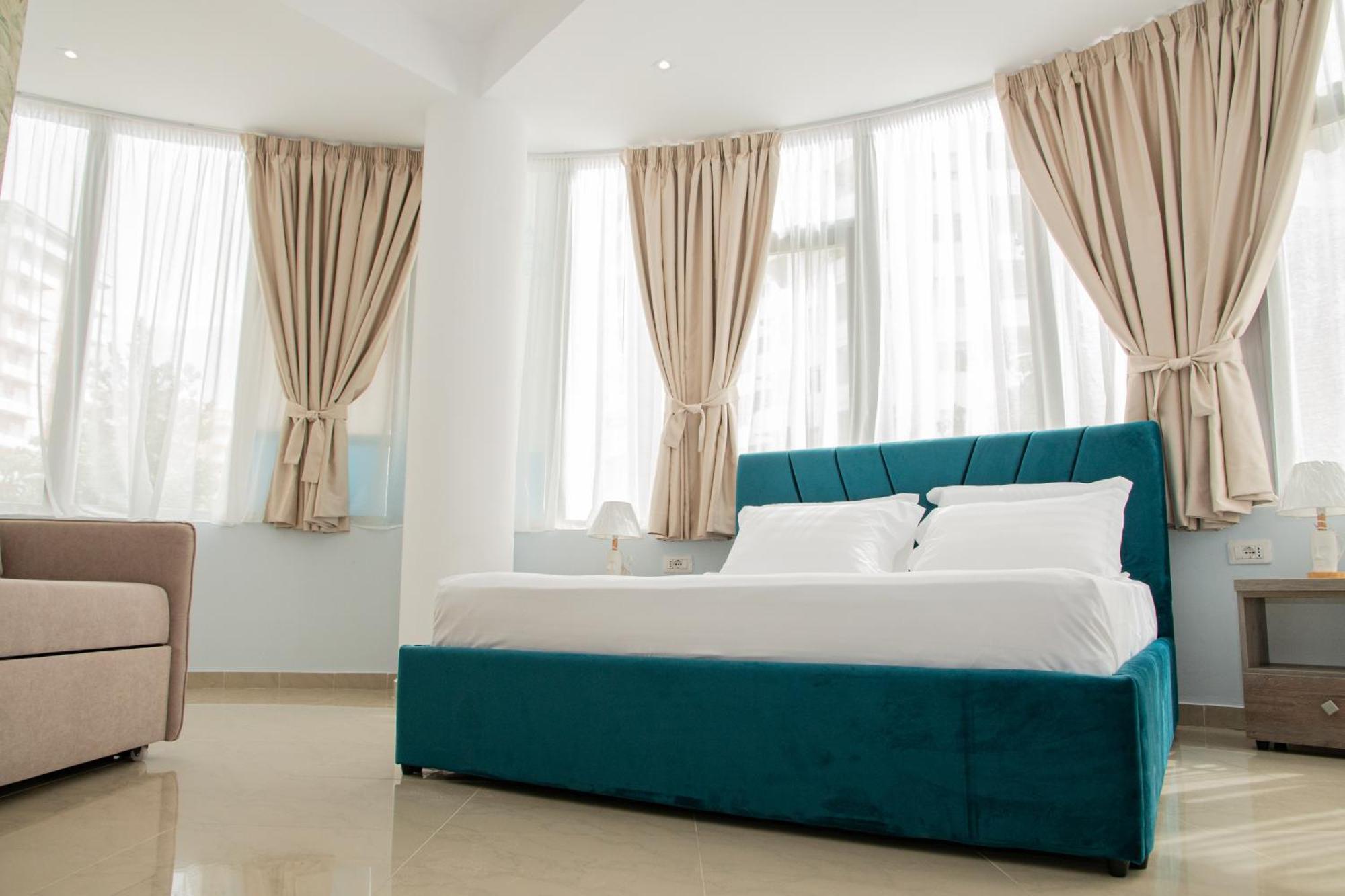 Alv Rent Rooms Vlore Exterior photo