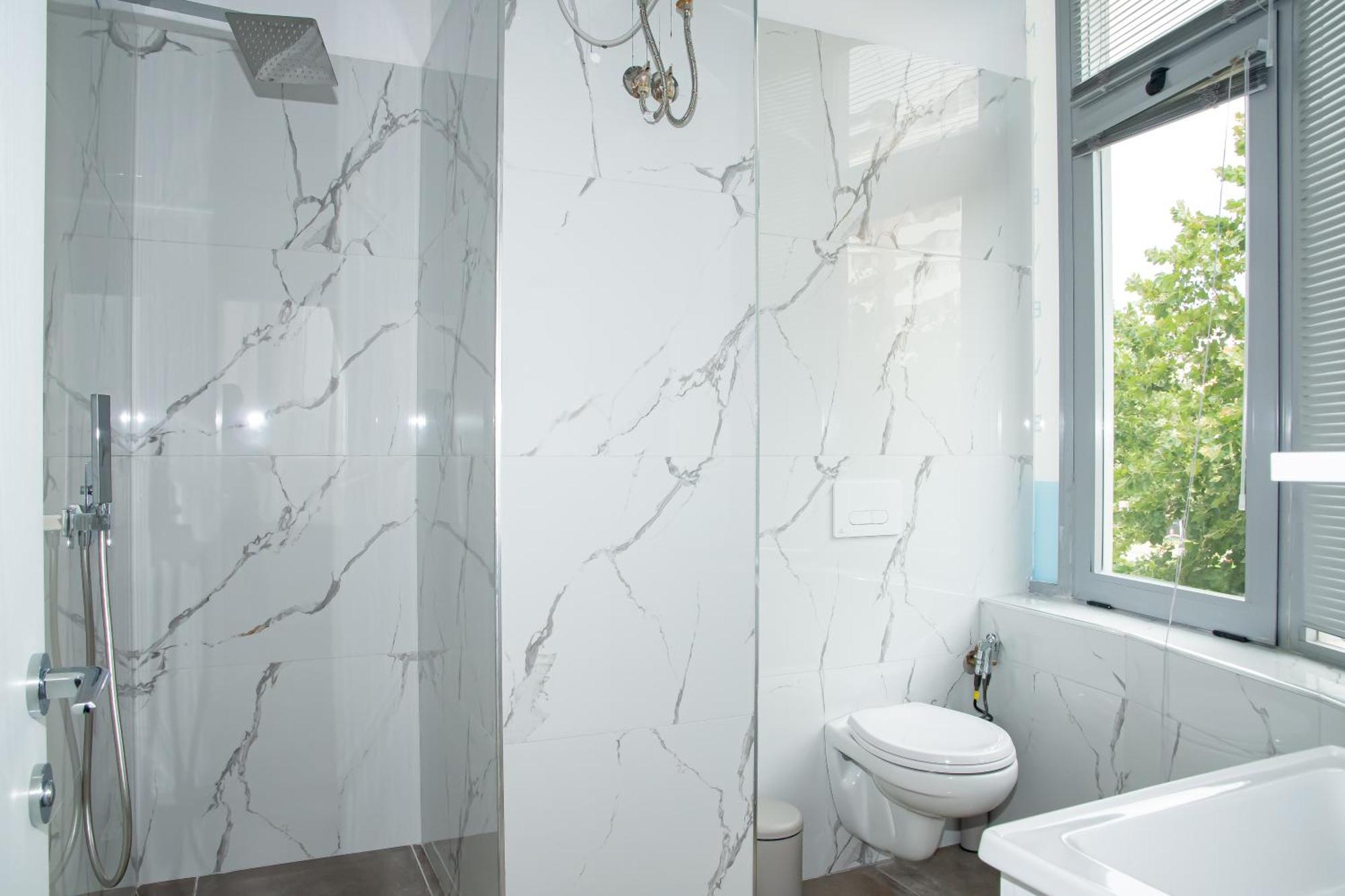 Alv Rent Rooms Vlore Exterior photo